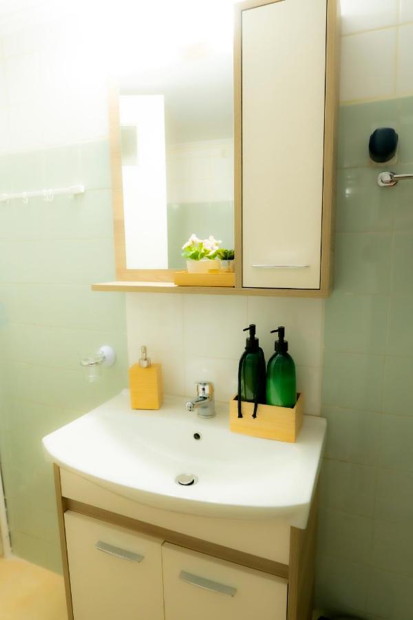 Myrtle, City Center Renovated Apartment Athens Luaran gambar